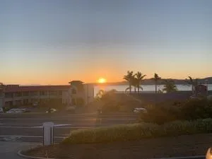 Lakefront Location - Waitahanui