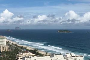 Beachfront Condo Large Apartament