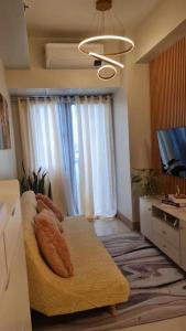 One bedroom with Balcony-M&M City Comfort