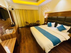 Amrit Villa (Formerly known as Aarti Villa)