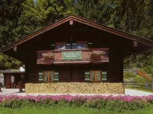 Haus Brunneck Modern retreat - Engedey