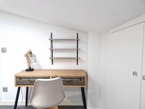 BEACH HOUSE with swimming pool