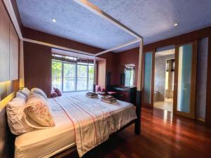 Hua Hin Blue Lagoon-Pool Access