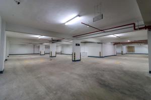 2 Bedrooms in Westlands with Pool&Gym