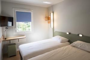 Hotels Ibis Budget Sallanches : photos des chambres