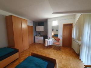 ABM Apartment 33