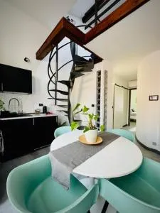 CASA VACANZA A 100 METRI DAL MARE - Oneglia