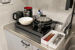 匠の家 大阪城近くの高級感あふれる吹き抜けの家 A Luxurious Home with a Grand Atrium Near Osaka Castle