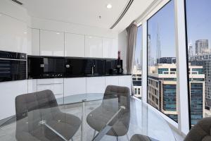 Panoramic LUX Apartment with Burj Khalifa View
