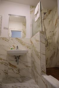 SkyTech Most City Hotel 19 floor PANORAMIC VIEW