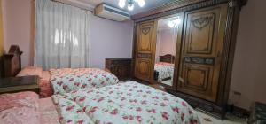 Comfy 2 Bedrooms Apartment in Cairo 98-5