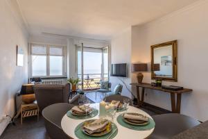 Huswell - Beautiful spacious studio with frontal sea view