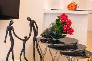 D9 center of Glyfada