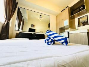 Great View@Fully Equipped Condo w WiFi NETFLIX @the Metro