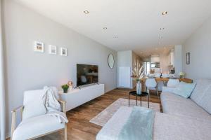 Huswell - Cosy apartment with frontal seaview