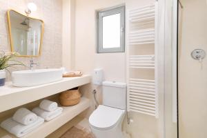 Modern & Stylish Hideaway Downtown near Acropolis & Metro