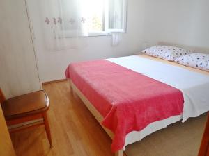 Apartmani Katica-u blizini plaže "Pisak"