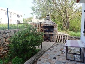 Apartmani Katica-u blizini plaže "Pisak"