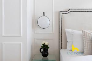 Athenian Elegance, Ensuite Whirlpool & Fireplace Near Acropolis