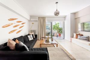 Fresh Detailed Stylish Apartment at Acropolis