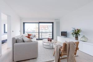 Huswell - Renovated apartment with sea view and parking