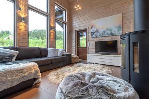 Villa Luoteistuuli - 8+2 hlö, Luoteis-Himos Ski-inout, 88m² + 30m²