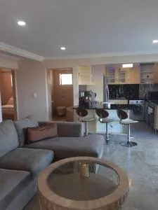 Luxury flat with magnificent views in Plattrkloof - Plattekloof