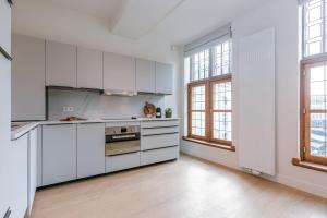 Huswell - Stunning apartment at the Grand Market of Antwerp
