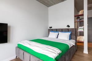 #stayhere - Brand New Colourful Studio close to Shopping Malls