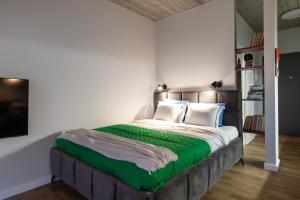 #stayhere - Brand New Colourful Studio close to Shopping Malls