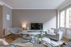 Huswell - Modern apartment in heart of Knokke with terrace
