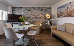 Villa Helga- Ferienwohnung Abendmond mit Terrasse und 2 Schlafzimmern