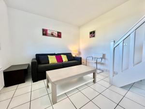 AU PETIT PÊCHEUR - Apt T2 bis avec vue courant