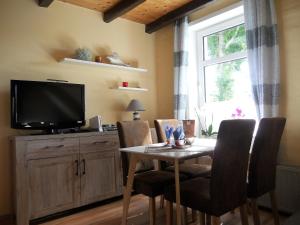 Derya, Friedrichstraße