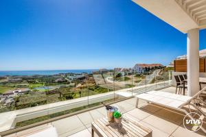 ViVi Homes - The Heights Pool, Gym, Sauna, Terrace & Sea View