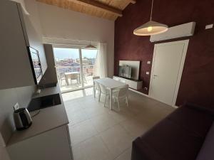 Woody Green Penthouse Sea View - Agenzia Cocal