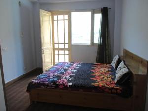 Himalayan Flower Vatika