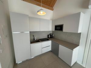 Woody Green Penthouse Sea View - Agenzia Cocal