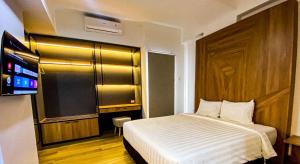 One Living At Menara One