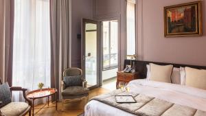 Deluxe Suite room in Hôtel Lancaster Paris Champs-Elysées