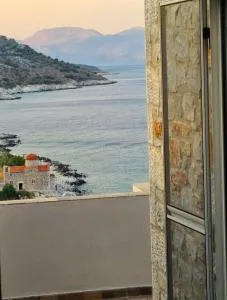 Royal View in Mani - Éxo Nímfion