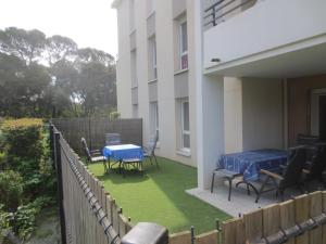 Appartements Rez de Jardin au Nouvelles Terres a La Londe les Maures : photos des chambres