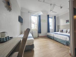 Hotels Les Lavandes : photos des chambres