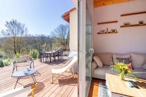 Maisons de vacances La Tendresse - Maison Familliale avec Piscine : photos des chambres