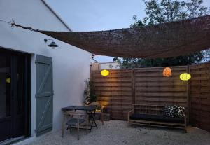 Maisons de vacances Studio avec patio et jacuzzi privatifs : photos des chambres
