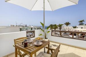 Sea view APT Puerto del Carmen