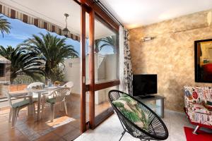 Aaron Beautifull House