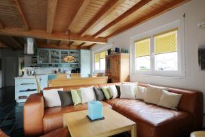 Traumwohnung Schluchsee, 2 Schlafzimmer, Blick zum See