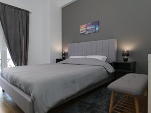 Alluring 2BR apartment in Thiseio