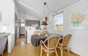 3 Bedroom Beautiful Home In Bindslev